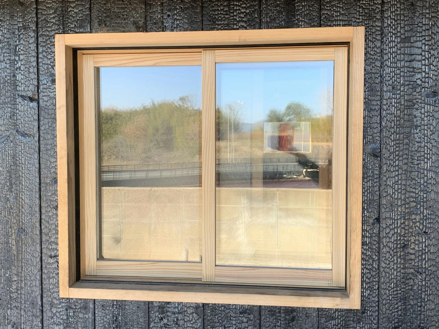 木製建具 透明ペアガラス 格子付引違い戸網戸付 欄間-