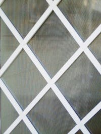 R.K様 玄関の袖壁窓