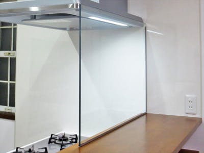 強化ガラス 風冷強化ガラス の加工 販売はオーダーガラス板 Com