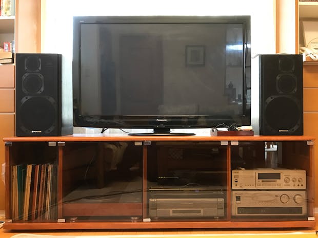 テレビボードの扉