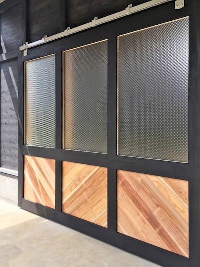 1540 M N様 明り取り窓 製作例 オーダーガラス板 Com 1540 M N様 明り取り窓 製作例 オーダーガラス板 Com