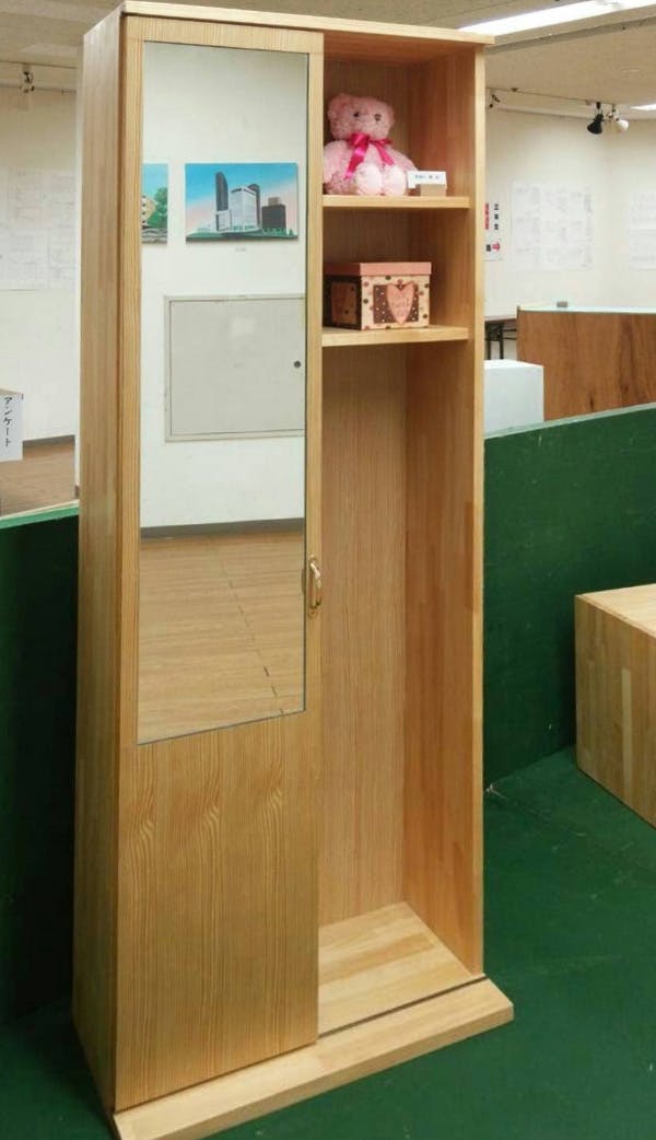 M.N 様　自作木製家具の鏡